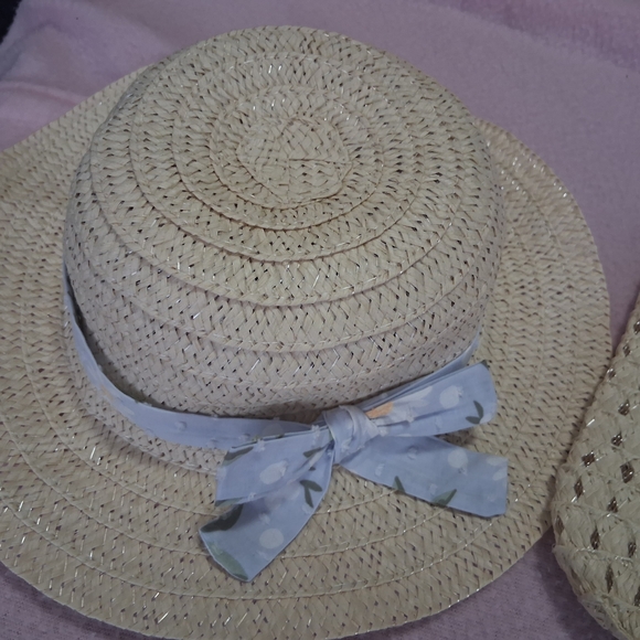Girls Cream Straw Sun Hat with Floral Bow Size 24 Months - Picture 2 of 7